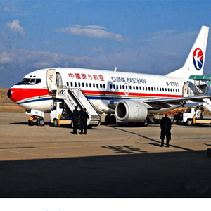 济南航空货运航空快运业稳步发展的原因是什么？